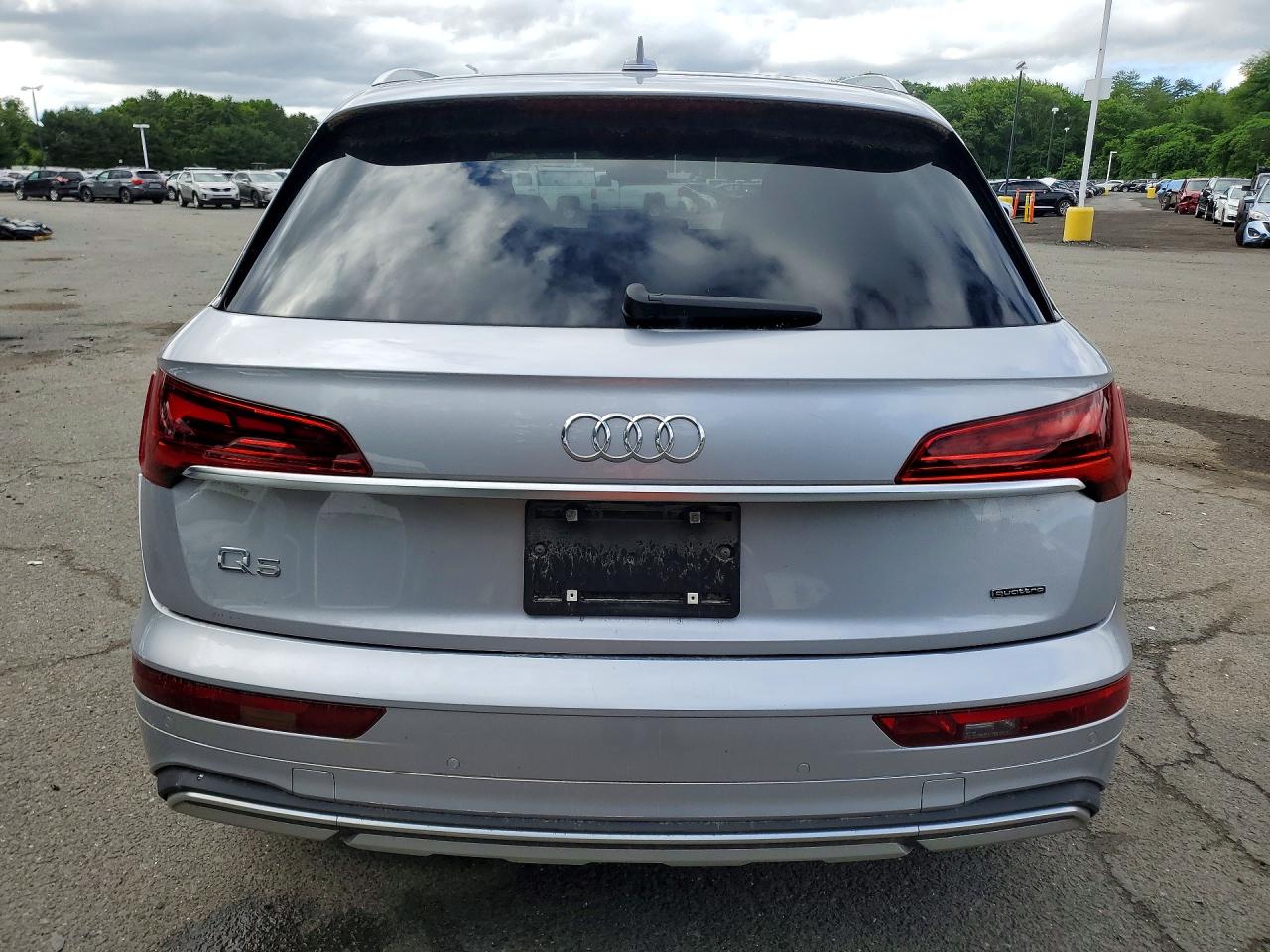 2021 AUDI Q5 quattro Premium