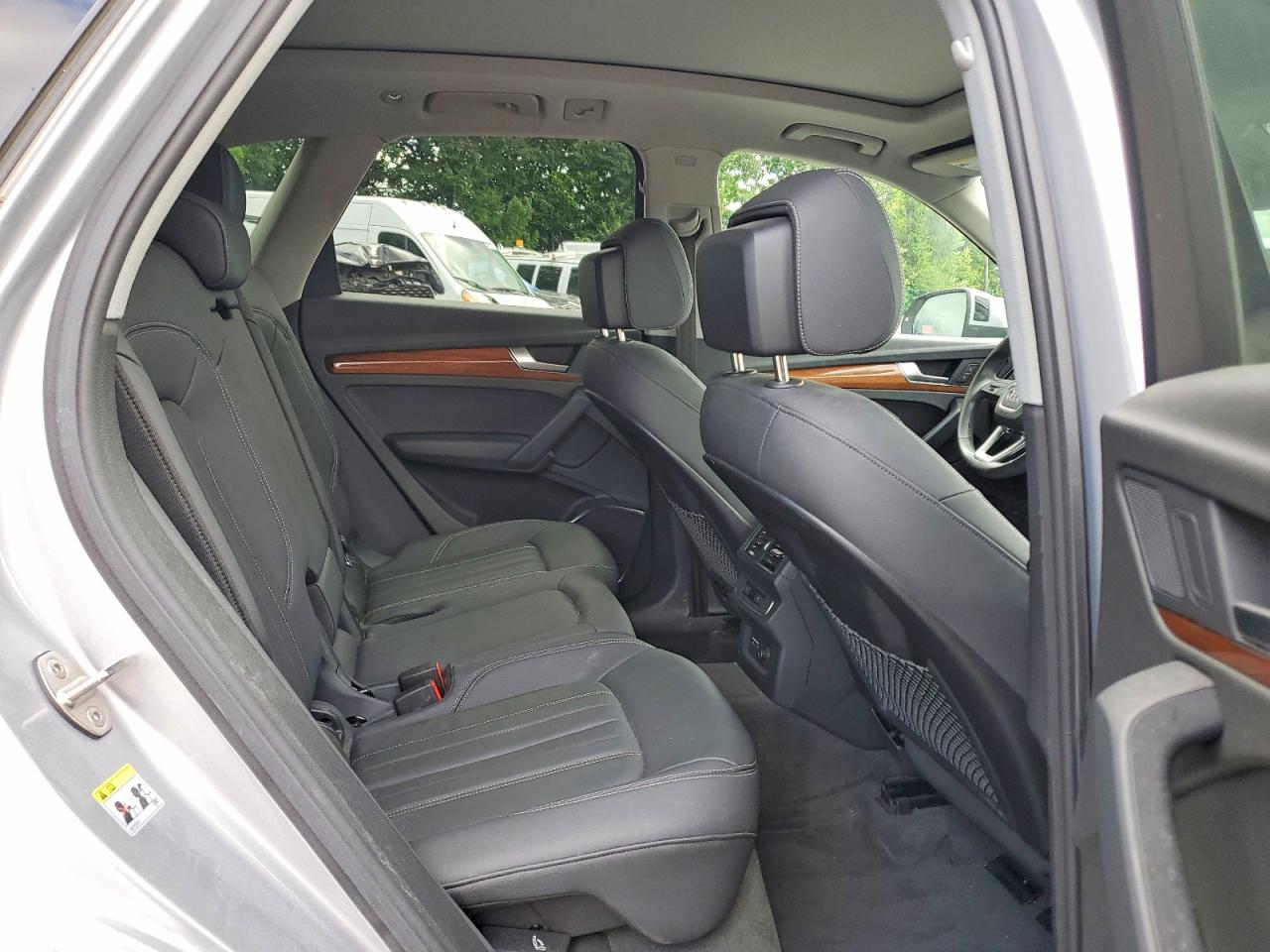 2021 AUDI Q5 quattro Premium