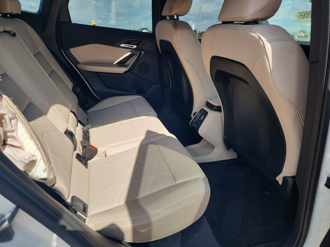 2025 BMW X1
