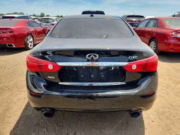 2015 INFINITI Q50