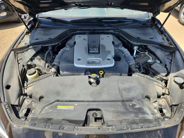 2015 INFINITI Q50