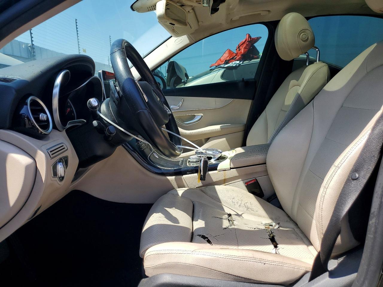 2016 MERCEDES-BENZ C C300