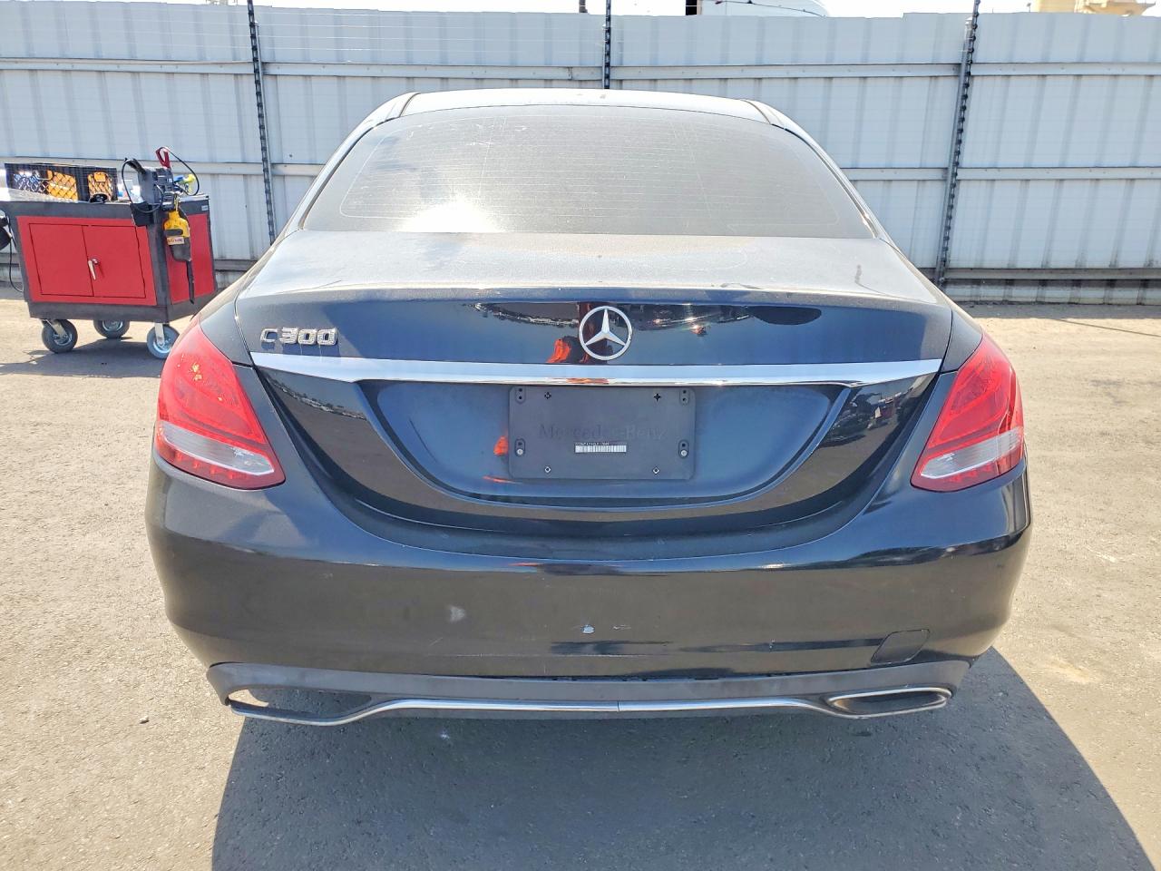 2016 MERCEDES-BENZ C C300