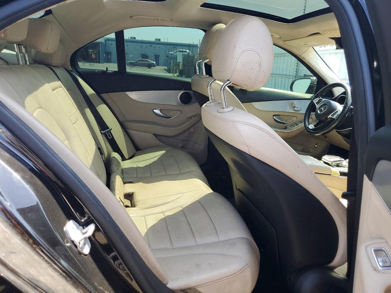 2016 MERCEDES-BENZ C C300