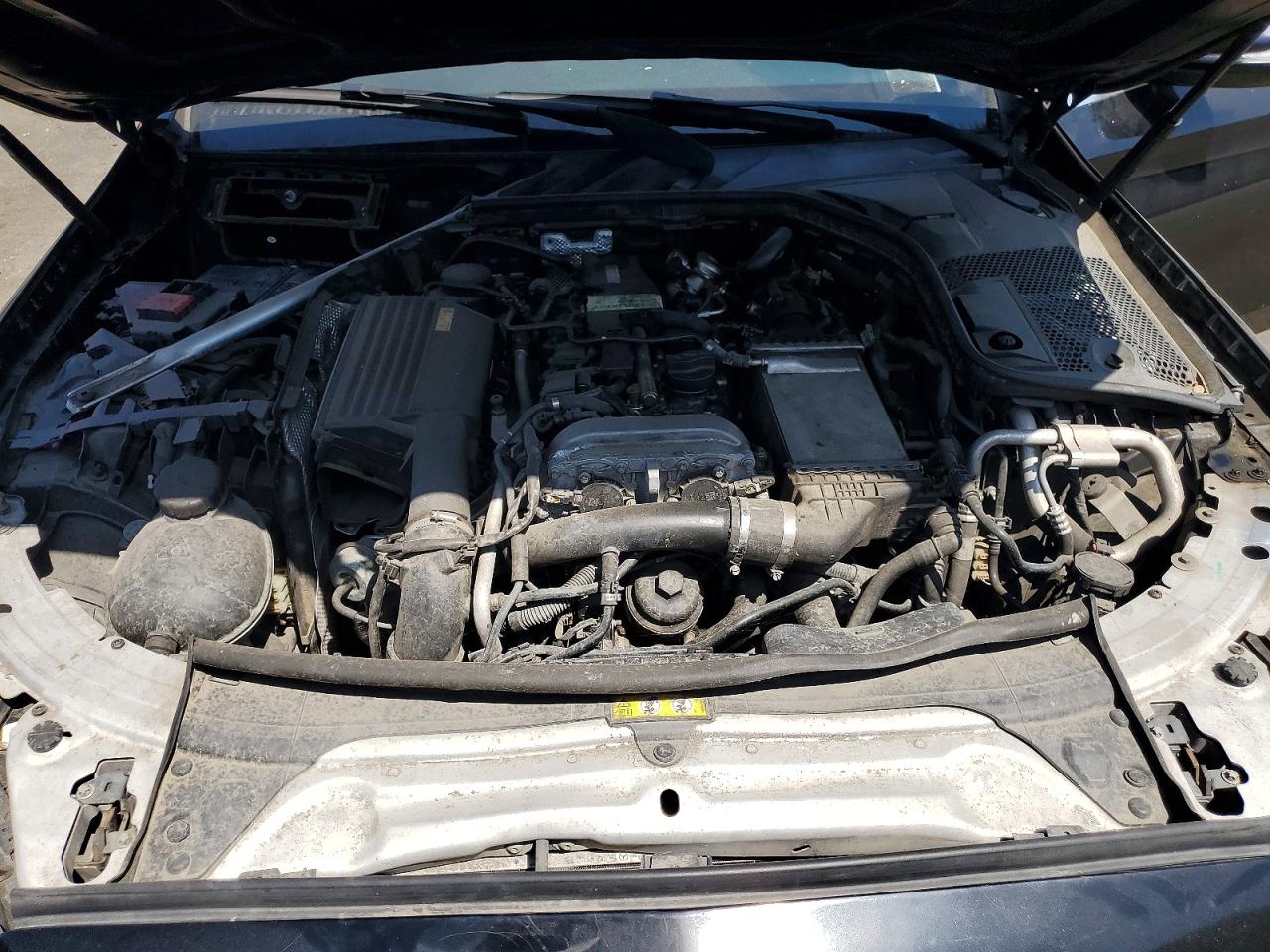 2016 MERCEDES-BENZ C C300