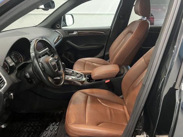 2012 AUDI Q5
