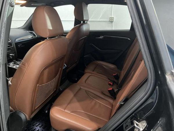 2012 AUDI Q5