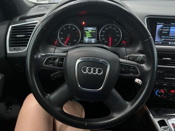 2012 AUDI Q5