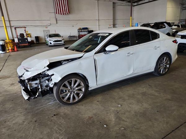 2020 MAZDA 3