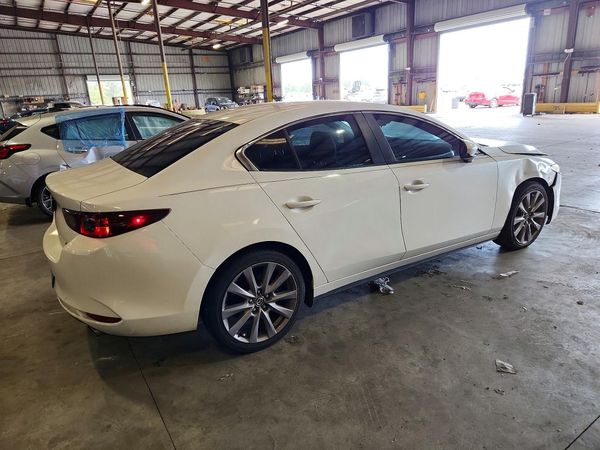 2020 MAZDA 3