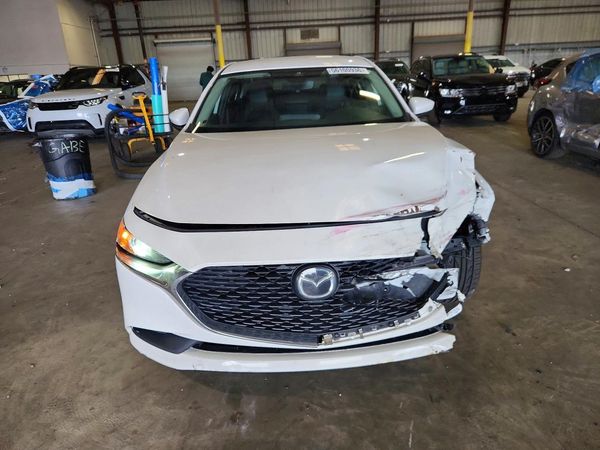2020 MAZDA 3