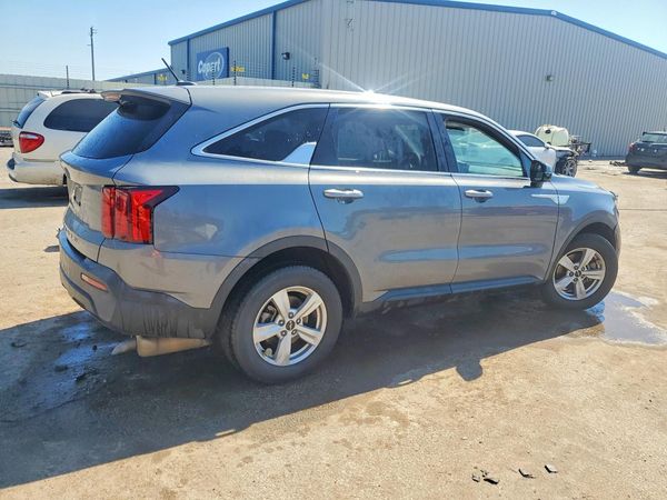 2022 KIA SORENTO LX