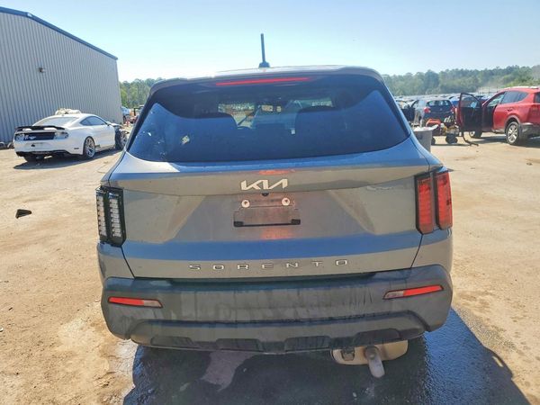 2022 KIA SORENTO LX