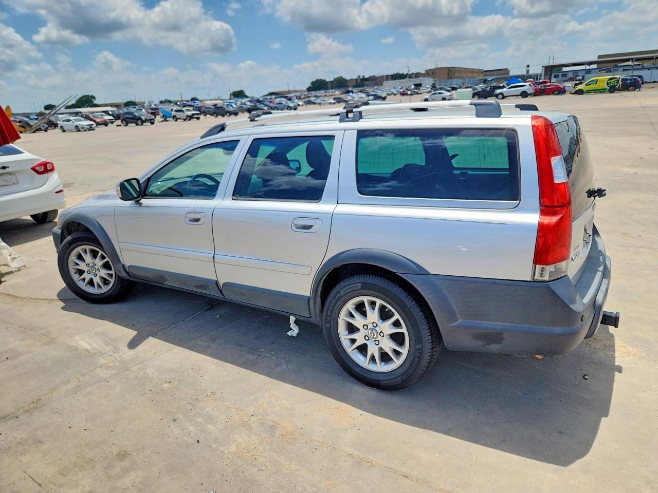 2007 VOLVO XC70