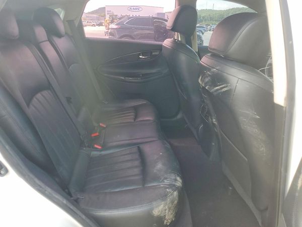 2016 INFINITI QX50