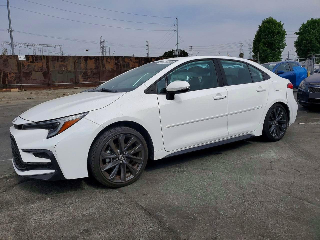 2024 TOYOTA COROLLA