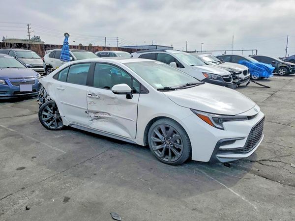 2024 TOYOTA COROLLA