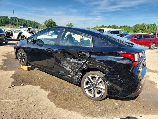 2021 TOYOTA PRIUS