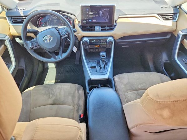 2023 TOYOTA RAV4 LE