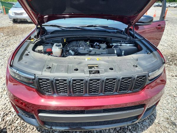 2024 JEEP GRAND CHEROKEE L LAREDO 4X4