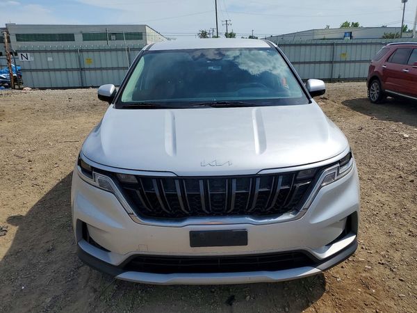 2023 KIA CARNIVAL LX, LX Seat Package