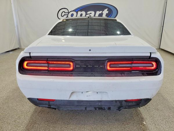 2018 DODGE CHALLENGER SXT