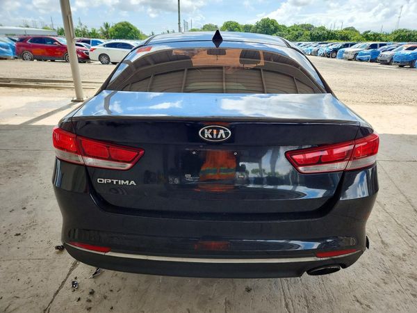 2018 KIA OPTIMA LX