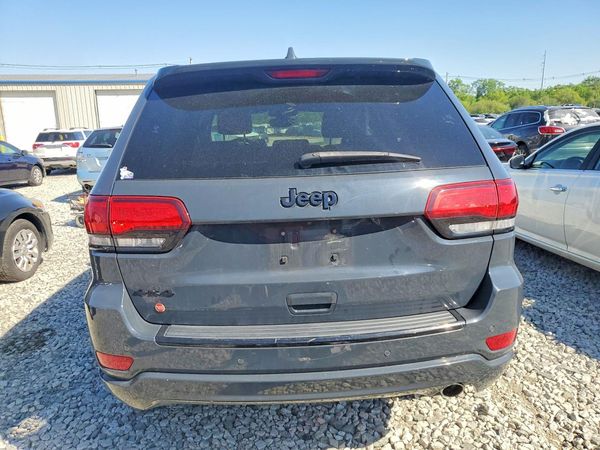 2018 JEEP GRAND CHEROKEE LAREDO 4X4
