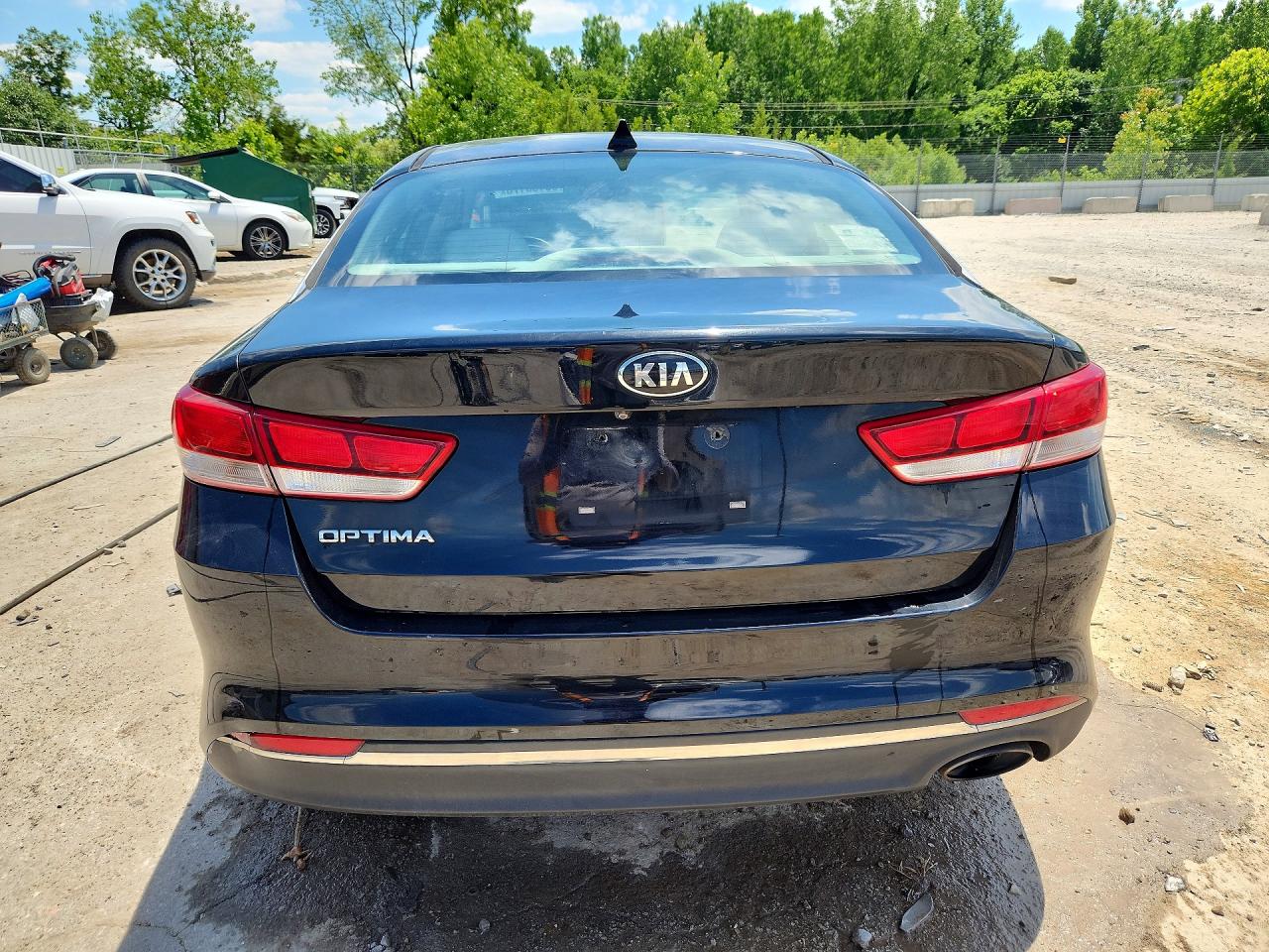 2016 KIA OPTIMA GL