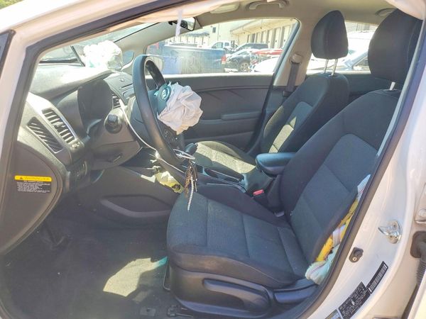 2018 KIA FORTE LX Base