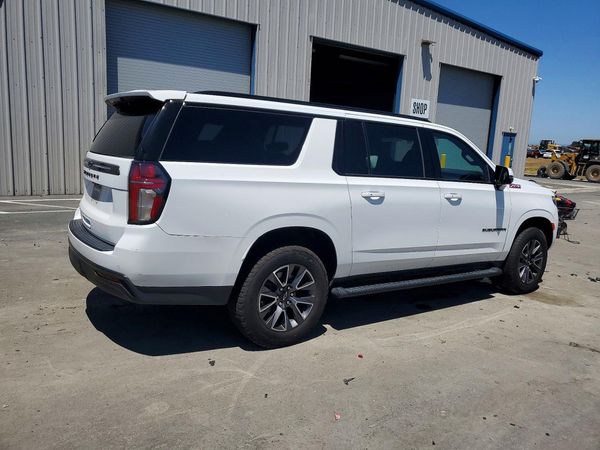 2021 CHEVROLET SUBURBAN Z71 — PSRA