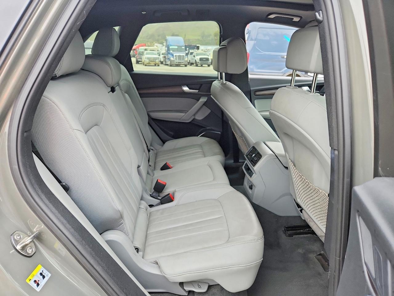 2023 AUDI Q5 S Line quattro Premium
