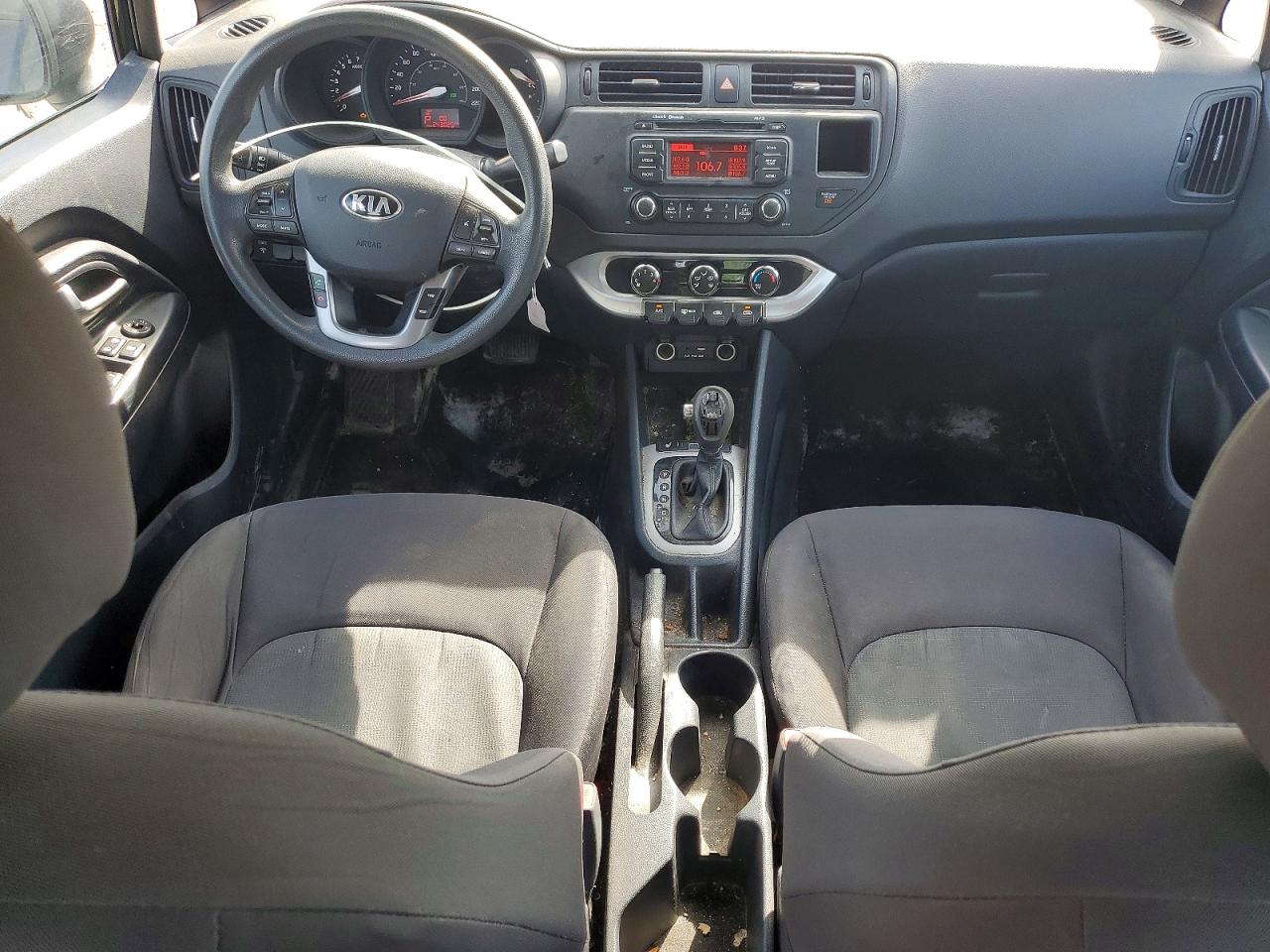 2015 KIA RIO GL - Middle-low
