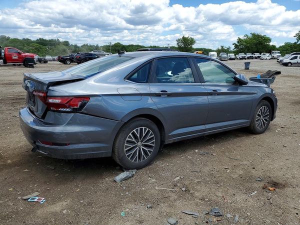 2021 VOLKSWAGEN JETTA S / SE / R-Line