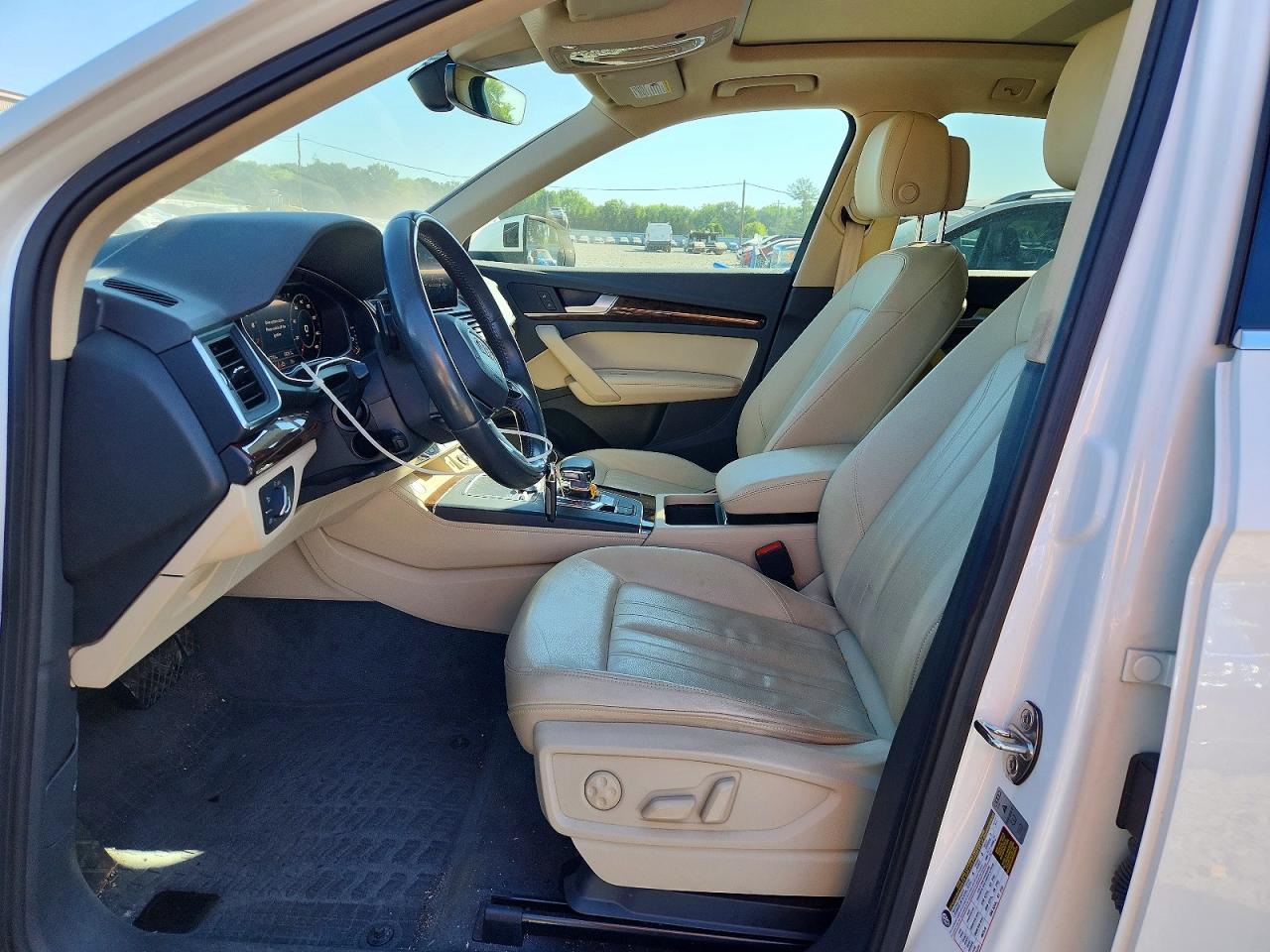 2019 AUDI Q5 quattro Premium Plus