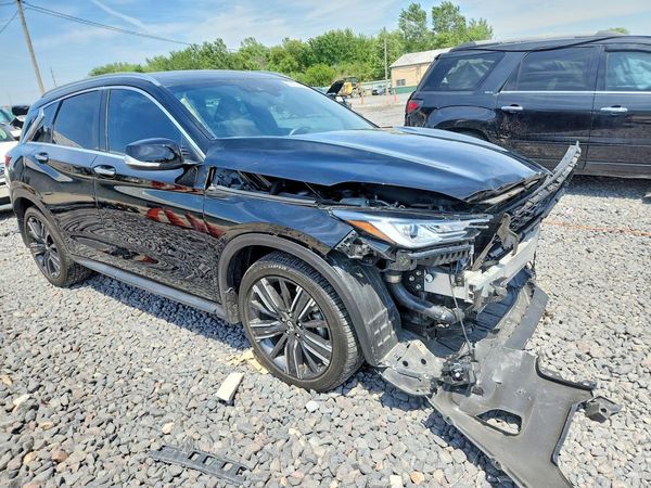 2022 INFINITI QX50 Luxe