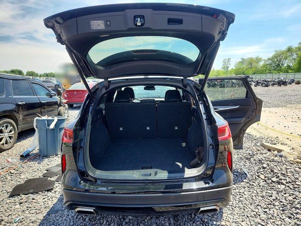 2022 INFINITI QX50 Luxe