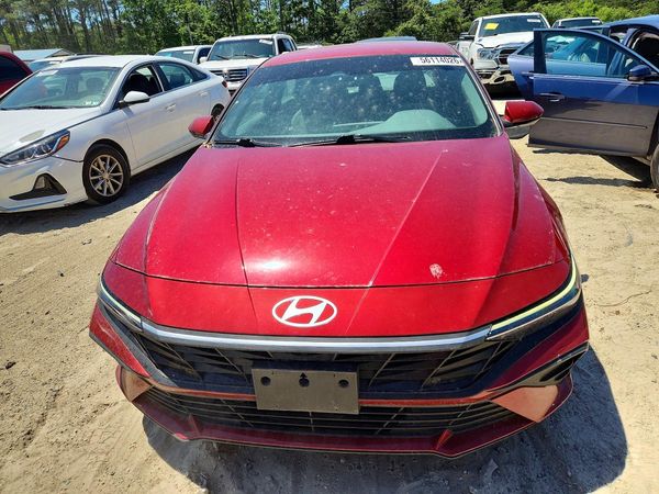 2024 HYUNDAI ELANTRA