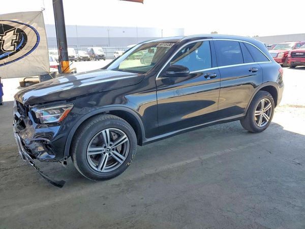 2020 MERCEDES-BENZ GLC GLC300
