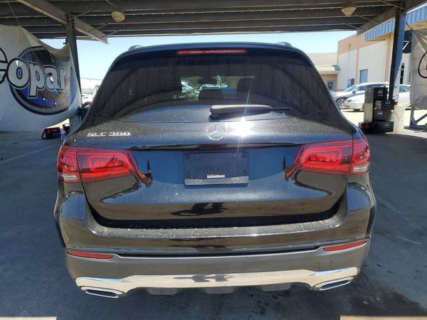 2020 MERCEDES-BENZ GLC GLC300