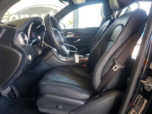 2020 MERCEDES-BENZ GLC GLC300