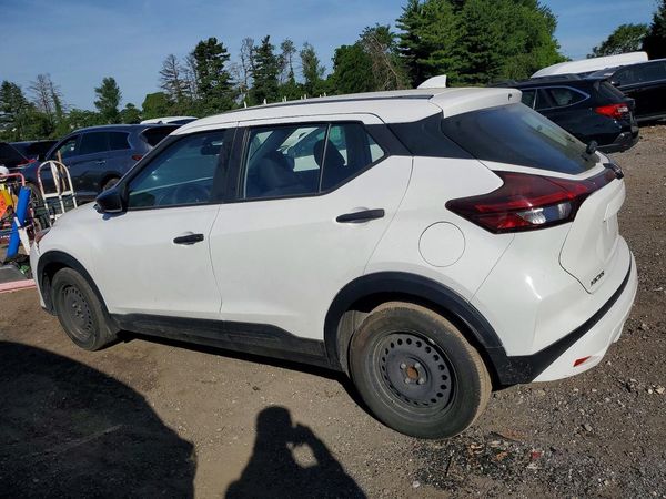 2024 NISSAN KICKS S
