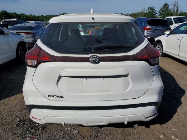 2024 NISSAN KICKS S