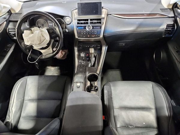 2015 LEXUS NX 200t Luxury