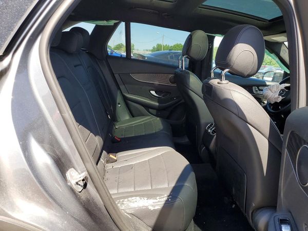 2018 MERCEDES-BENZ GLC GLC 300-4M