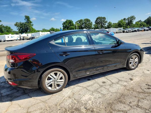 2019 HYUNDAI ELANTRA