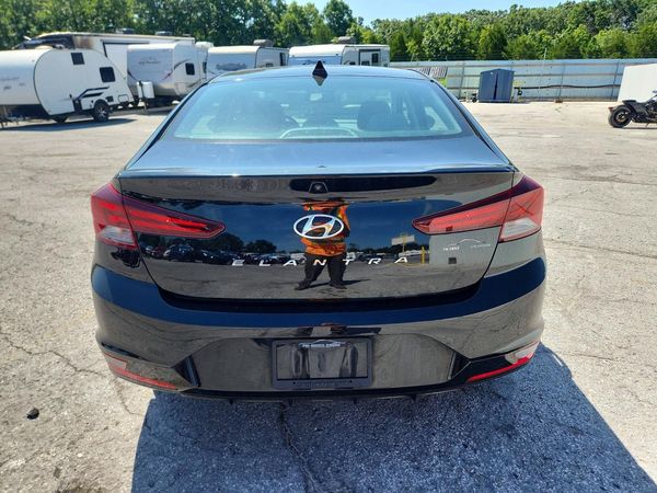 2019 HYUNDAI ELANTRA