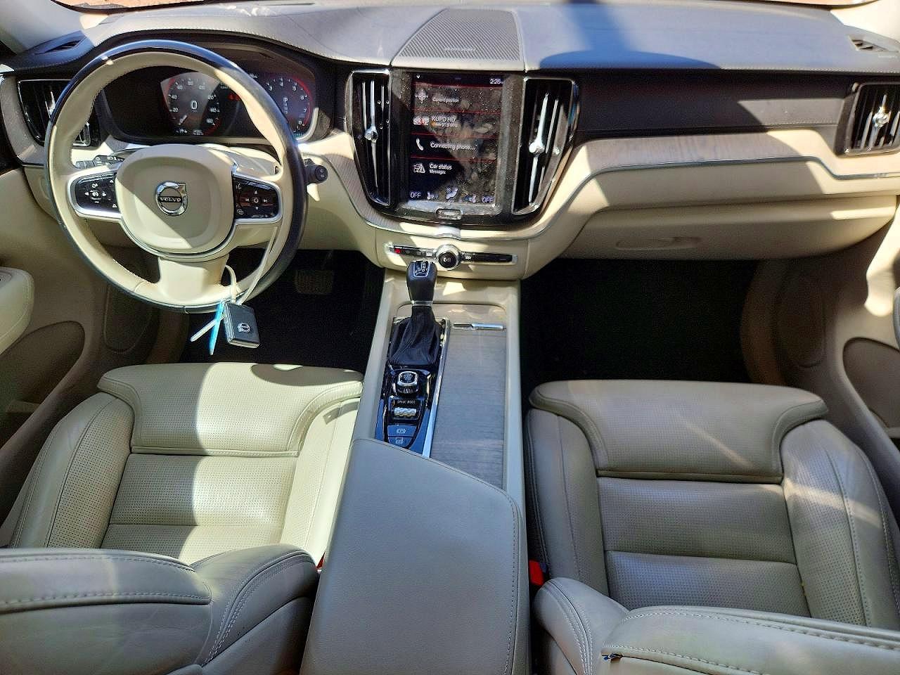 2021 VOLVO XC60 Inscription