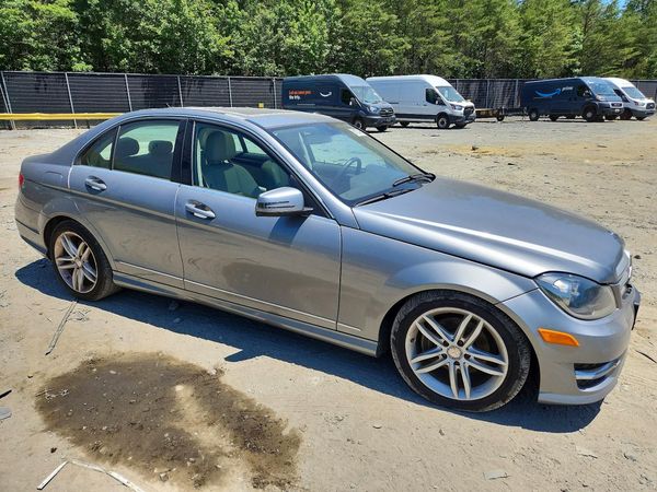 2012 MERCEDES-BENZ C C300 4-MATIC