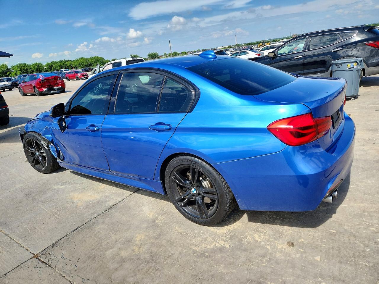 2017 BMW 330